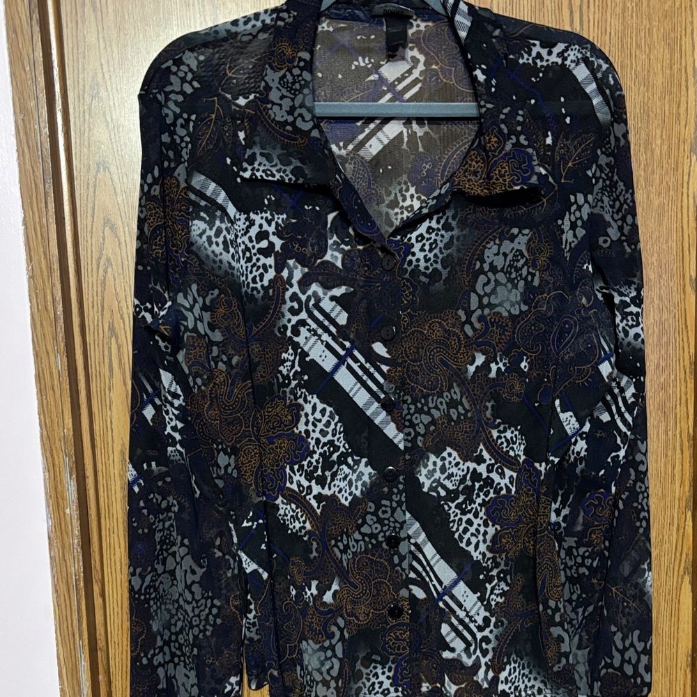 Elegant Women's Black and Gray Button Down Shirt